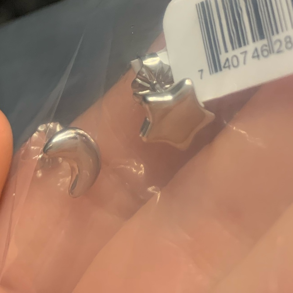 NIB sterling silver earrings